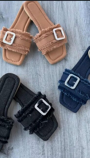 Sandals, 39