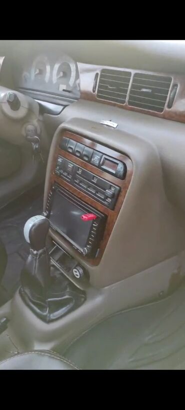 Iran Khodro: Iran Khodro Samand: 1.8 l | 2006 il Sedan — 11