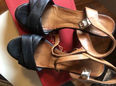 женская кожаная обувь бишкек: Туфли Pinko, 38, цвет - Коричневый