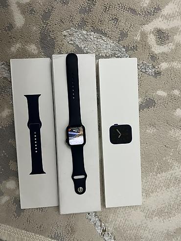 honor 500: Смарт-часы в стиле Apple Watch с тёмно-синим силиконовым ремешком — 1