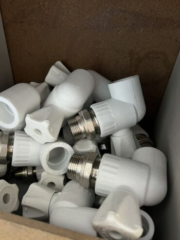 пластика: Отвод, Пластик