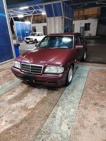 mercedes e class: Mercedes-Benz C-Sinif sedan (W202) - Kuzov: 4 qapılı sedan, tünd — 1