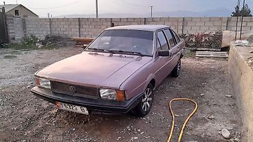 pass: Volkswagen Passat: 1982 г., 1.6 л, Механика, Бензин, Седан — 3
