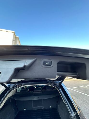 Land Rover: Land Rover Discovery: 2018 г., Дизель — 25