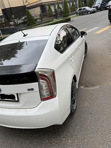 куплю тайота: Toyota Prius: 2013 г., 1.8 л, Вариатор, Гибрид, Хэтчбэк — 5