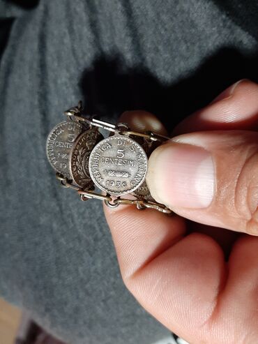 Narukvice: Narukvica napravlena od novcica 5 centi San Marino iz godine 1936 na lalafo.rs — 9 Narukvice: Narukvica napravlena od novcica 5 centi San Marino iz godine 1936 — 9