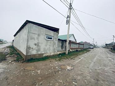 Продажа коттеджей и домов: Продаю дом Ак Ордо с квартирным бизнесом 2 квартиры ежемесячный доход — 16