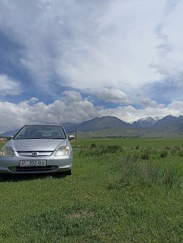 решетка на виндом: Honda Civic: 2002 г., 1.7 л, Автомат, Бензин, Седан