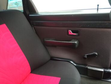 Audi: Audi 100: 1990 г., 2.3 л, Механика, Бензиновая, Седан — 11