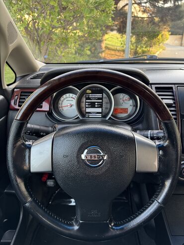 Nissan: Nissan Tiida: 1.5 l | 2011 il Hetçbek — 8