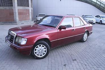 mercedes e class w124: Mercedes-Benz W124: 2.2 l | 1992 il Sedan — 4