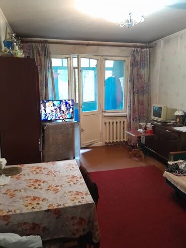 снять квартиру на долгий срок в бишкеке ок: 2 бөлмө, 45 кв. м, 104-серия, 2 кабат, Эски ремонт