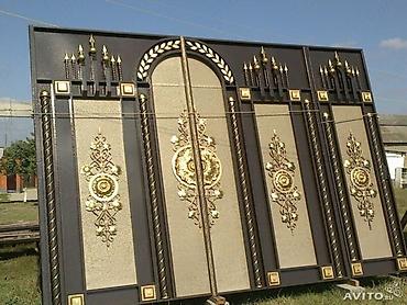Распашные ворота: Кованые изделия для экстерьера: ворота, калитки, ограждения и перила — 8