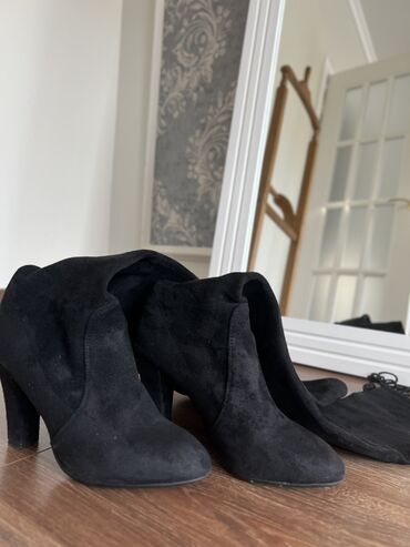 италия обувь: Сапоги, 37, цвет - Черный