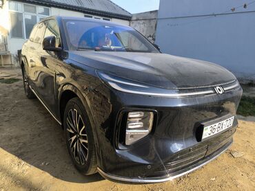 Lixiang: Lixiang : 1.5 l | Ofrouder/SUV — 21