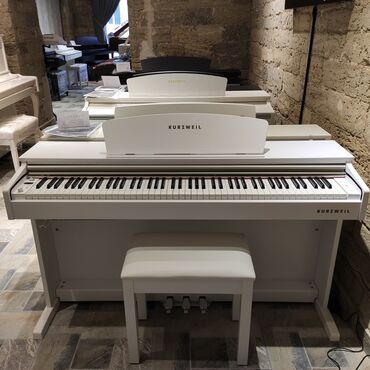 royal piano qiymetleri: Elektro piano Kurzweil M 90 Polifoniya:64 Klaviçlər:88 Səslər:16