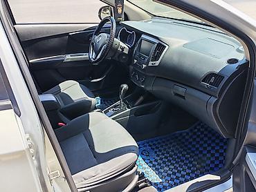 Dongfeng: Dongfeng S30: 1.6 l | 2016 il 400000 km Sedan — 7