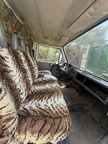 sprinter 2 2: Volkswagen : 1990 г., Механика, Бензин, Фургон — 5