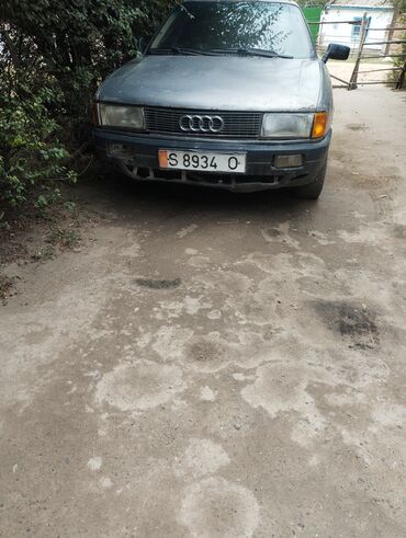 расрочкага машина алам: Audi 80: 1990 г., 1.8 л, Механика, Бензин, Седан