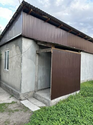 салон красаты аренда: 25 м², 2 комнаты, Теплый пол, Бронированные двери, Забор, огорожен