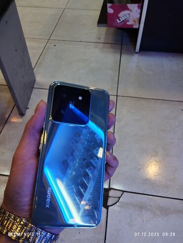 Xiaomi: Xiaomi 14, 512 GB, rəng - Yaşıl, 
 Sensor, Barmaq izi, Simsiz şarj — 5