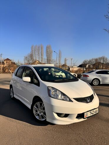 фит левый: Honda Fit: 2010 г., 1.5 л, Автомат, Бензин, Хэтчбэк