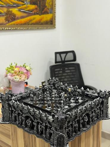 İdman və istirahət: Orta əsr qalası temalı şaxmat dəsti - Qalalı platforma: Dördbucaqlı — 1