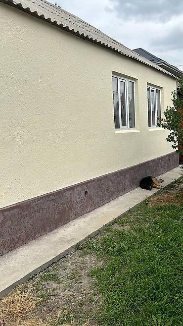 Срочно продается дом в Ново-Покровке Площадь участка 6 соток, 6 комнат — 10