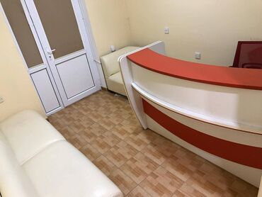 Ofislər: Xətai rayonu (Ağ şəhər) ərazisində 90 kv.m ümumi sahəsi olan 5 otaqlı — 1