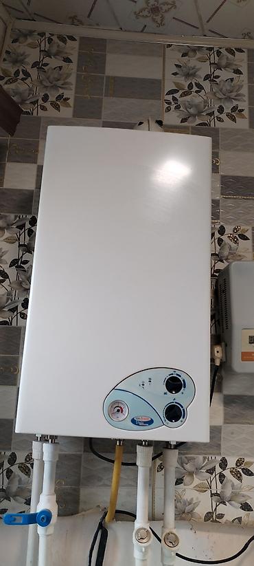 peçlər və kaminlər: Qaz kombi sistemi və radiatorlar 24lük kombi tam işlək yaxşı — 1
