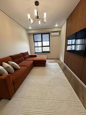 азербайджан: 3 комнаты, 107 м², Элитка, 13 этаж, Дизайнерский ремонт — 1