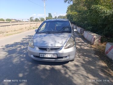 Honda: Honda Fit: 2002 г., 1.3 л, Вариатор, Бензин