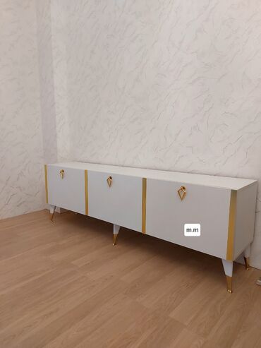 TV altlığı: Yeni, Düz TV altlığı, Polkalı, Laminat, Rusiya -da lalafo.az — 26 TV altlığı: Yeni, Düz TV altlığı, Polkalı, Laminat, Rusiya — 26