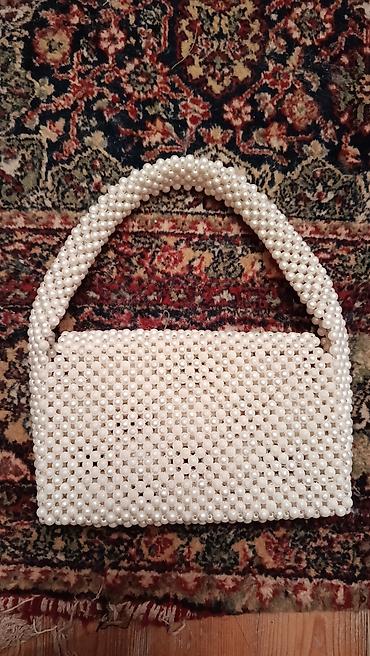 Mirvari fakturalı əl işi çanta - Material: Süni mirvari boncuklardan lalafo.az -da Mirvari fakturalı əl işi çanta - Material: Süni mirvari boncuklardan
