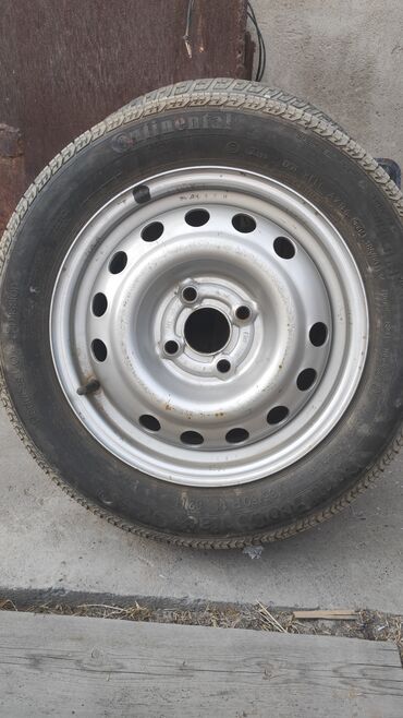 шины r14c: Шиналар 185 / 60 / R 14, Жай, 1 даана, Жеңил унаалар, Чехия, Continental