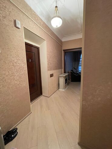 Uzunmüddətli kirayə mənzillər: Tehnoloqiya universetin qarsında kirəyə ev uzun müddətli verir -da lalafo.az — 12 Uzunmüddətli kirayə mənzillər: Tehnoloqiya universetin qarsında kirəyə ev uzun müddətli verir — 12