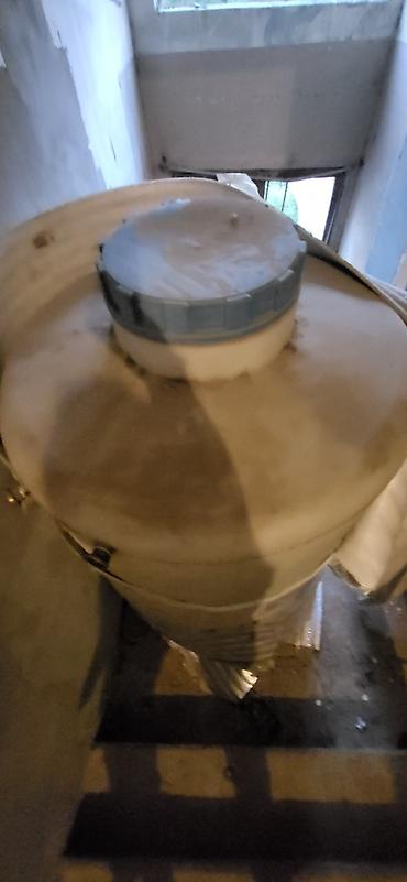Baklar və çənlər: Bak, Plastik, 1000 l l, İşlənmiş — 2