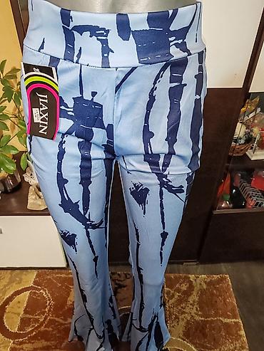 Pantalone: Pantalone sve 800din nove — 8