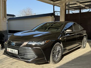 тайота кравун: Toyota Avalon: 2019 г., 2.5 л, Автомат, Бензин, Седан