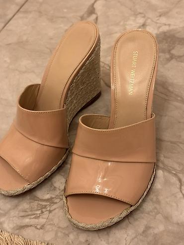 Босоножки, сандалии, шлепанцы: Босоножки, 35, Stuart Weitzman, Б/у, цвет - Бежевый — 9