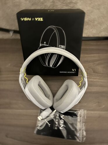 музкальный центр: Продаю наушники vgn vxe v1! Практически новый наушники со съемными
