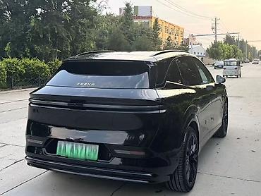 byd e6: Zeekr 7X: | 2025 г. Кроссовер — 4