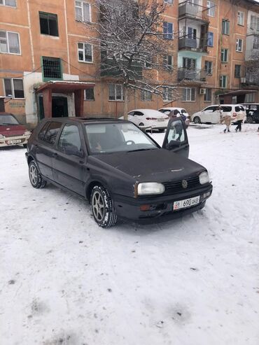 Volkswagen: Volkswagen Golf: 1993 г., 1.6 л, Механика, Бензин