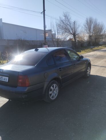 Volkswagen: Volkswagen Passat: 1999 г., 1.6 л, Механика, Бензин, Седан