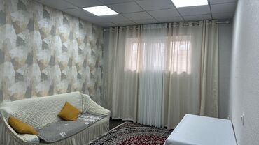 Офисы: Сдаю Офис, 35 м², В жилом комплексе, С отдельной кухней, С отдельным входом, С отдельным сан узлом