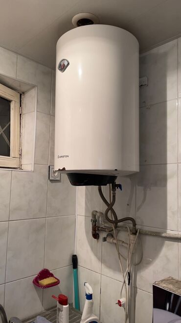 pitminutka işlənmiş: Ariston 100 L. islenmis Ünvandan Götürme