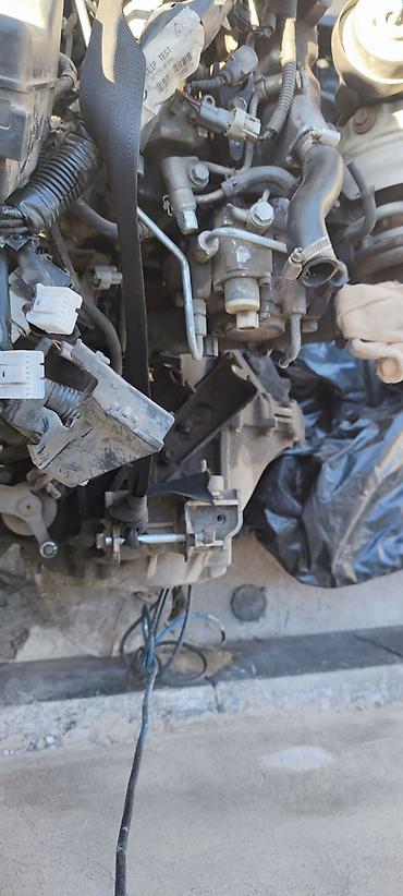9: Двигатель в сборе Toyota Corolla verso — 2