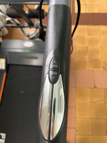 Qaçış trenajorları: FERRO Sport Equipment qaçış trenajoru - Güclü elektrikli qaçış yolu — 5