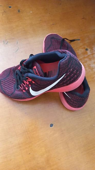 Qadın ayaqqabıları: Nike, Ölçü: 39, rəng - Qara, İşlənmiş — 2