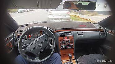 mazda famili: Mercedes-Benz E-Class: 1998 г., 2.4 л, Автомат, Бензин, Универсал — 8